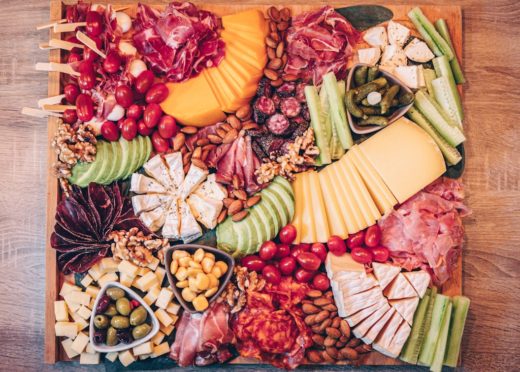 Plateau charcuterie fromage adapté au régime cétogène