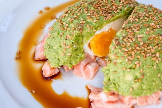 Dôme surprise avocat-saumon